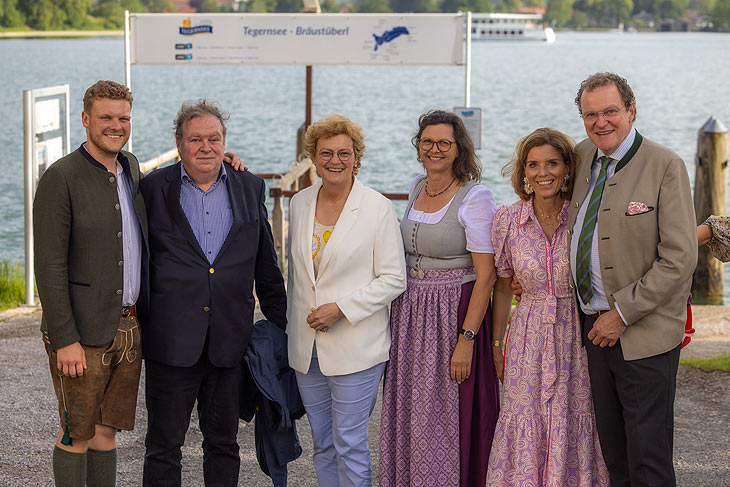 Augustin Strau&szlig;, Max Strau&szlig;, Monika Hohlmeier, Ilse Aigner, Birgit Strau&szlig;, Franz Georg Strau&szlig; (&copy;Foto: Mick Zellenkopf (Tegernsee) f&uuml;r MSS)